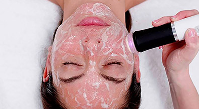 treatment-illuminate OxyGeneo Illuminate Vitamin C treatment